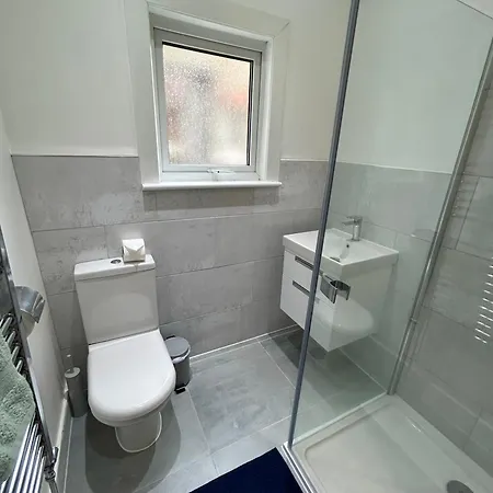 Spacious Battersea Rooms And Apartments Londen Kamer foto