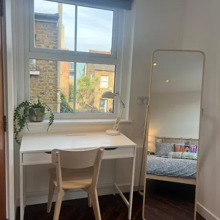 Spacious Battersea Rooms And Apartments Londen Buitenkant foto