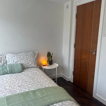 Spacious Battersea Rooms And Apartments Londen Buitenkant foto