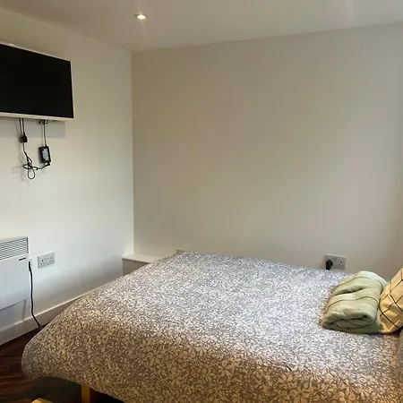 Spacious Battersea Rooms And Apartments Londen Buitenkant foto