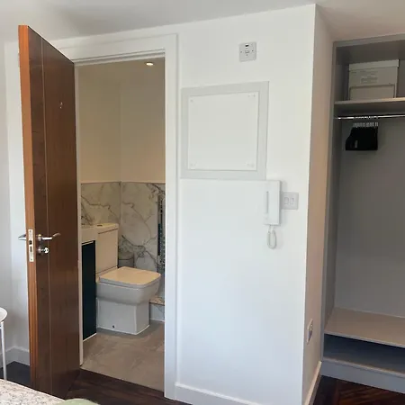 Spacious Battersea Rooms And Apartments Londen Buitenkant foto