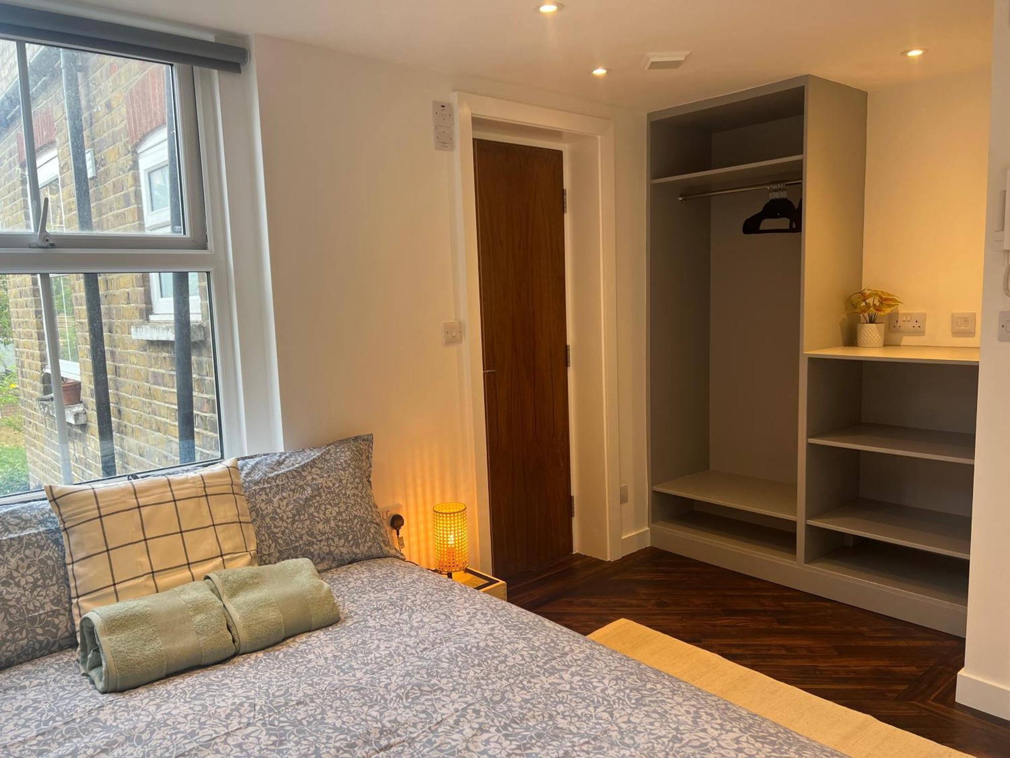 Appartement Spacious Battersea And *