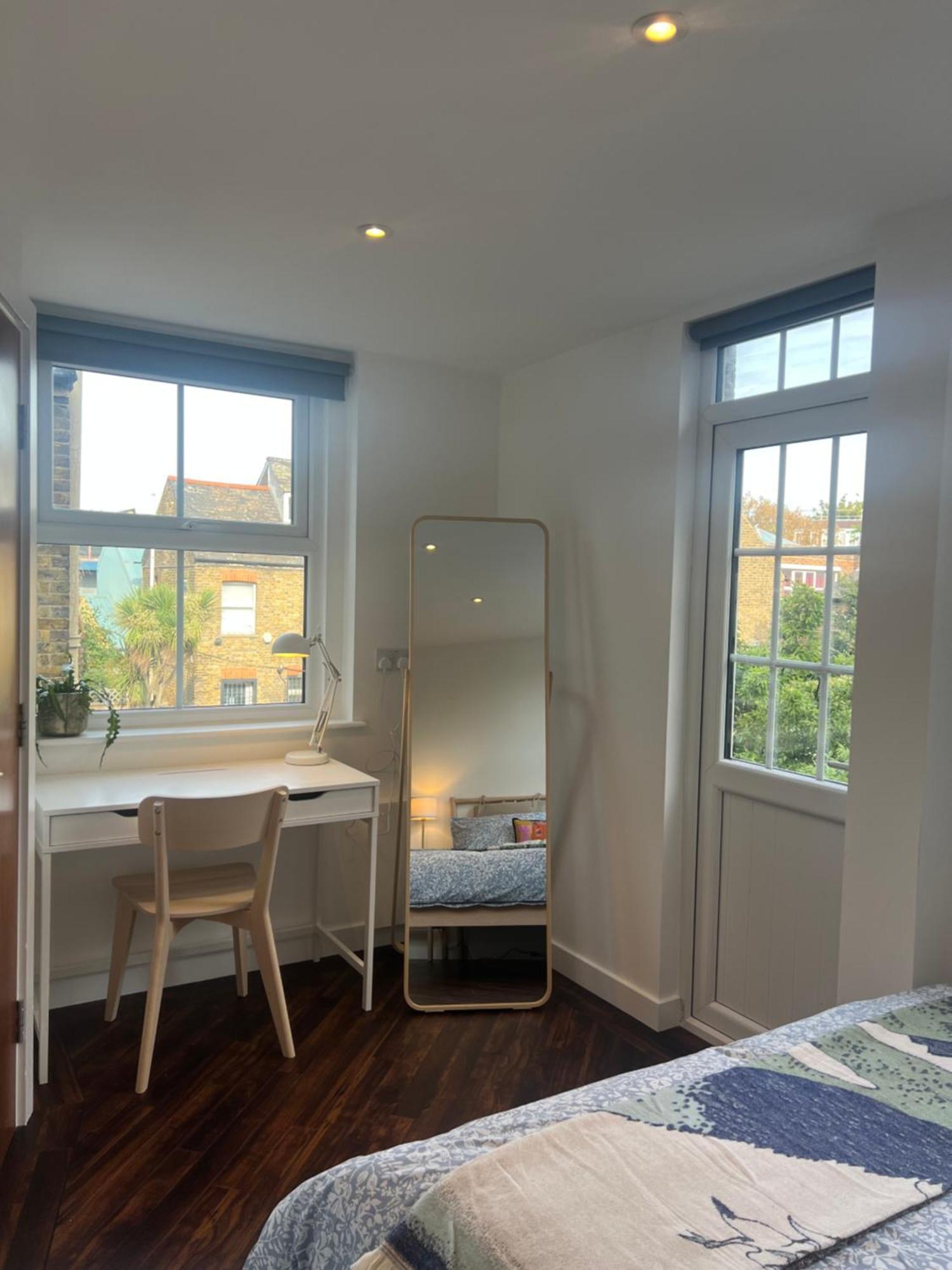 Spacious Battersea And Appartement